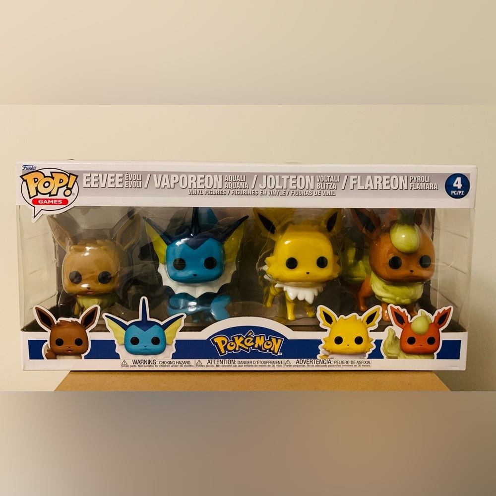 Funko Pop! Games Pokemon 4 Pack Eevee Vaporeon Jolteon Flareon NEW Vinyl Figures